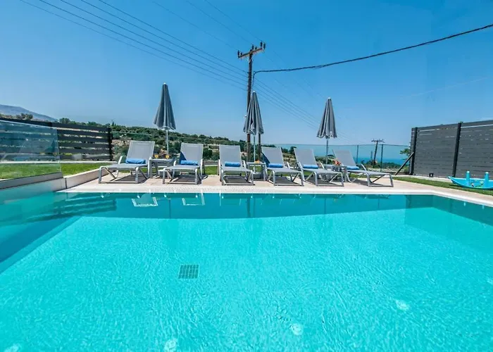 Willa Anthi, A Modern With Salted Water Pool,hot Tub & Bbq! *