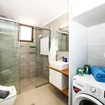 Villa Anthi, A Modern With Salted Water Pool,hot Tub & Bbq! *