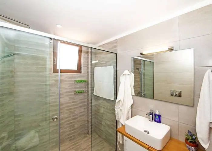 Anthi, A Modern With Salted Water Pool,hot Tub & Bbq! Villa Rethymno (Crete)